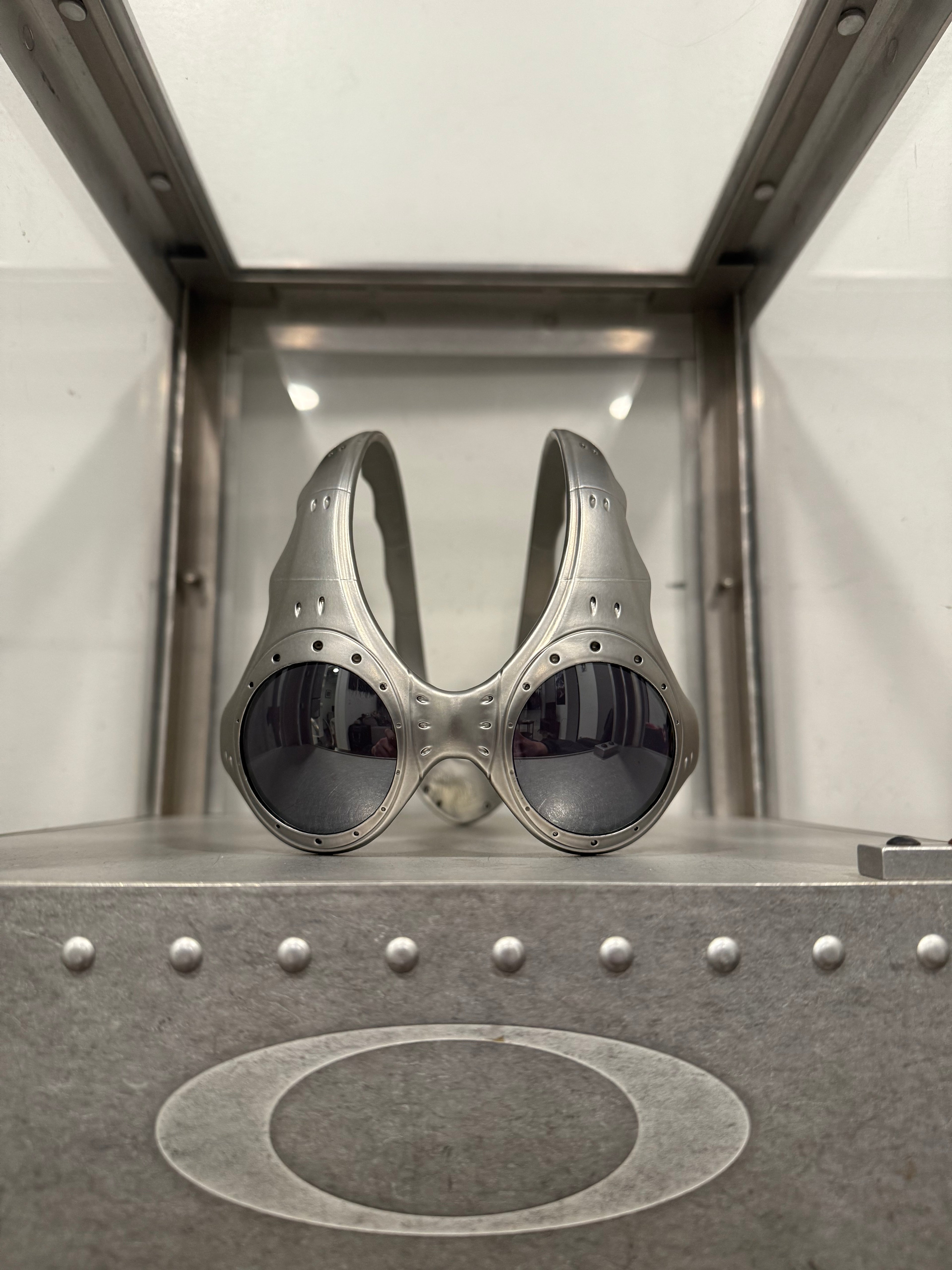 Oakley 2000 “Over the Top” Sunglasses RARE