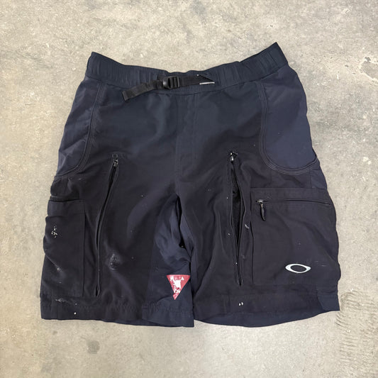 Oakley Software Skull Shorts size Large RARE