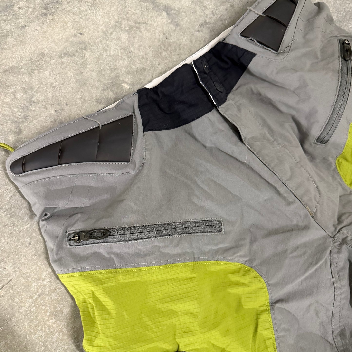 Vintage Oakley Technical Shorts Large