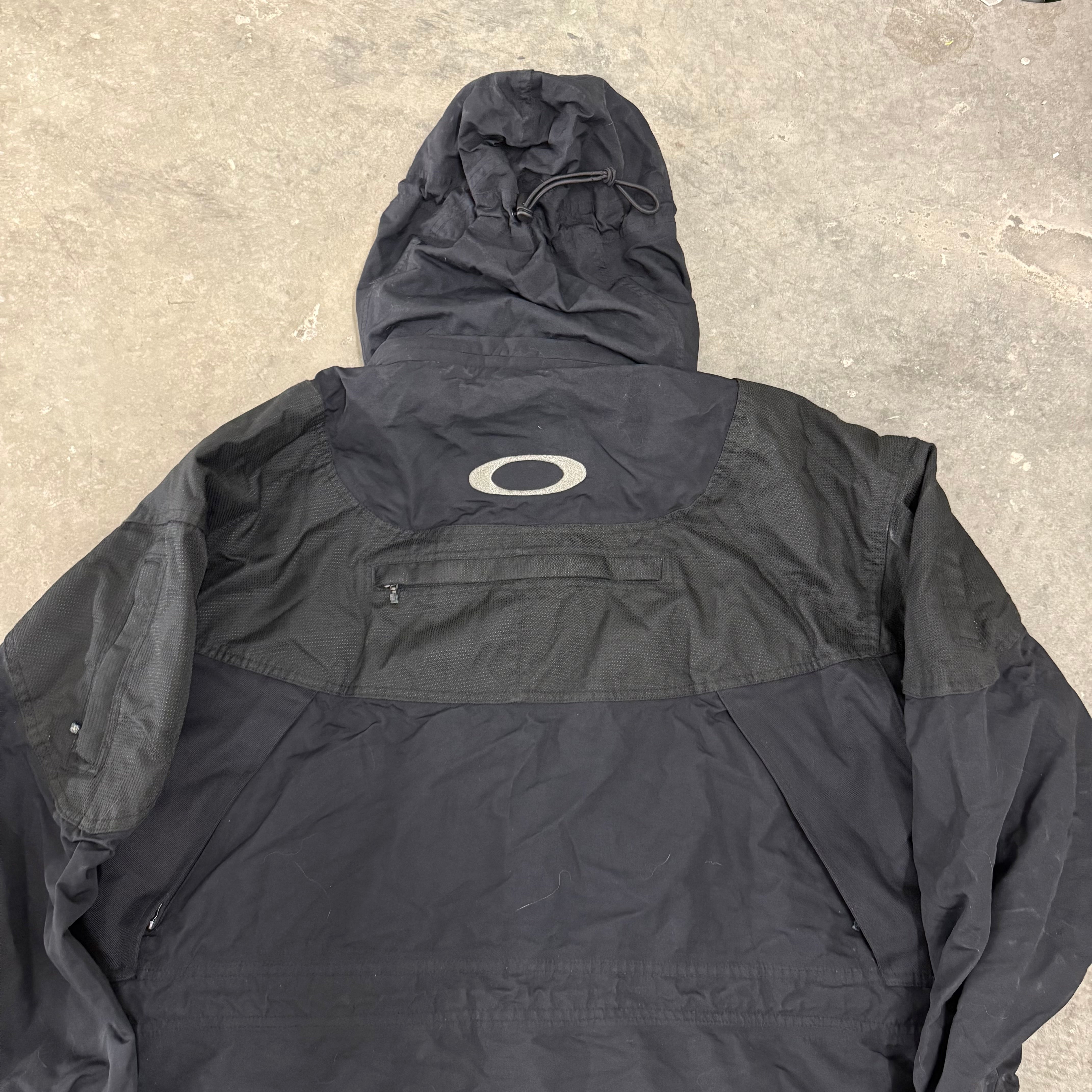 90's vintage OAKLEY【L】software skijacket Oakley Software Contrast Panel Hooded Jacket (90s) – VILIS